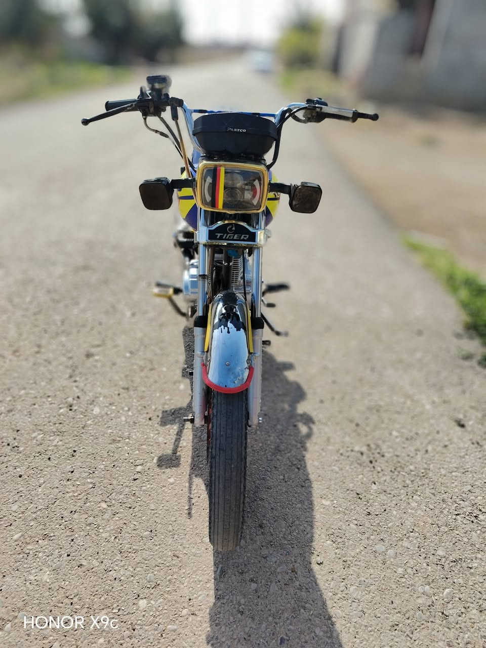 سلام عليكم
دراجة تايكر موديل 24
اي نقص ما بيها
اوراق كامله
السعر ٦٠٠ بيها مجال
مكاني ديالى ناحيه السلام
 الاستفسار على الرقم ***********
