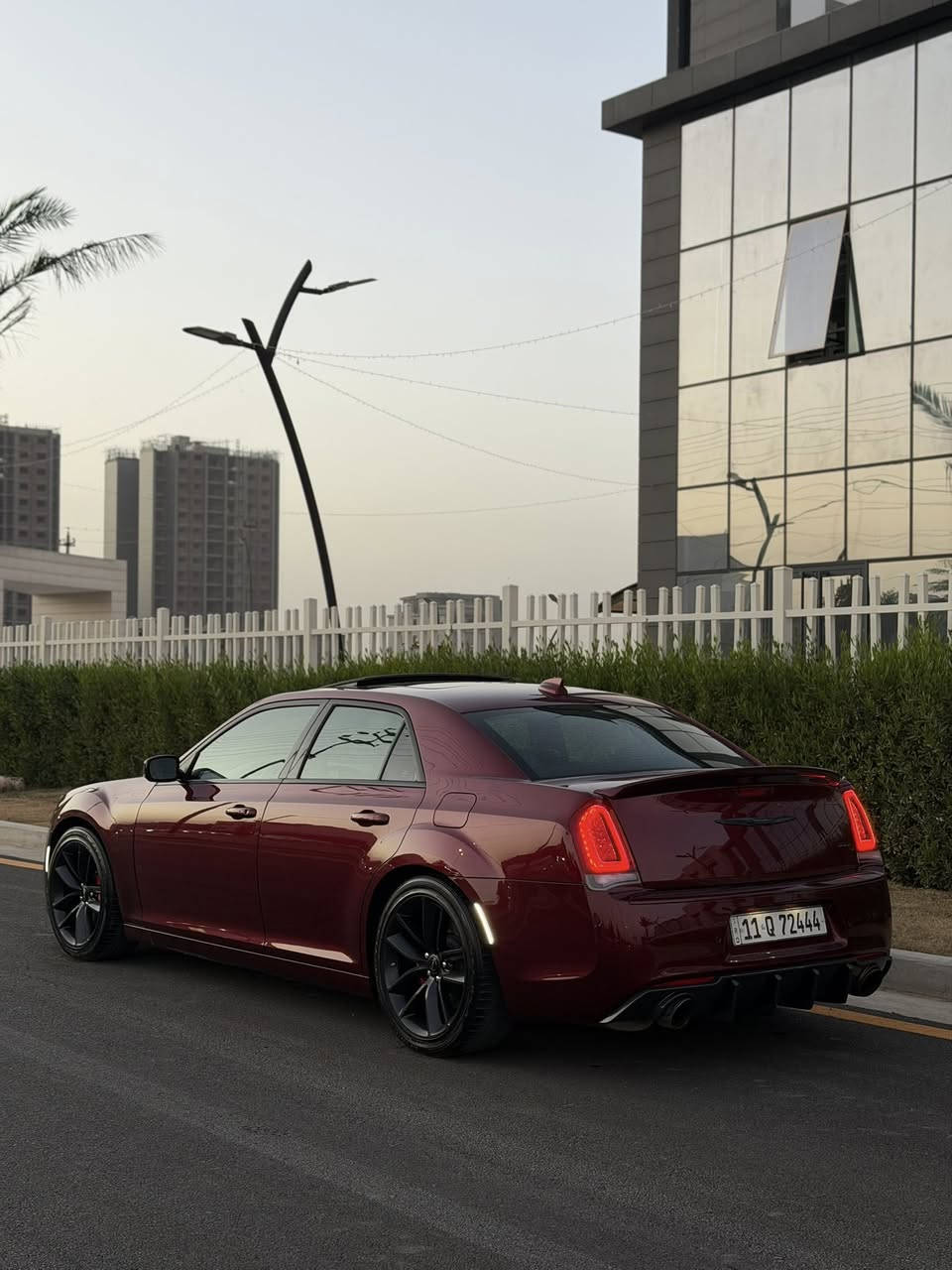 سلام عليكم

أوباما SRT  موديل 2023 ( من الوحيدات بالعراق
 )
فول مواصفات 6.4  
سيارة جديدة جدا ماشية 11 ميل جديدة كلش
اChrysler SRT 300C THE LAST CALL 
 من النسخ المحدودة
2023  
السيارة مرقم بغداد 

الاضافات: كزوز كورسات اكستريم الاصدار الاخير  
بجم كامل اوركال متحرك 
تفريغ برمجه 
بلكات ريسنك 
ولف حماوه ريسنك

المواصفات :

حجم المحرك : 6.4HEMI 
رادار امامي 
حساسات اماميه
حساسات خلفية
لايتات ماطور متحرك مع الستيرن 
لايتات زينون بلاد ٩
ماسحات اوتو 
رادارات جانبية 
اشاير مري 
نقطه عمياء 
بانوراما 
سبايدر بلادي 
مقاعد جلد مطرزه بعلامة 300C 
مقاعد تحكم كهرباء + تدفئه وتبريد 
ستيرن كهرباء + تدفئه وتبريد 
دواخل كاربون الياف بلادي 
دشبول خياط مو بلاستك 
بطاين البوب كنتارة بلادي مو جلد 
كلاصات تدفئه وتبريد 
مقاعد خلفيه تدفئه 
تحكم في السكليتر والبريك كهربائي 
انظمه قيادة 
سستم صوت هارمن كاردن بلادي
‏Sport/ track/ custom/ Auto 
تحكم كامل في الدبلات الامامية 
تحكم كامل في وضعيات الستيرن 
وباقي التحكمات 
فجوج برمبو بلادي 

حادث السيارة / فقط بنيد وجاملغ
وصور الحادث مرفقة  
 السعر /370 بيهة مجال ، و رجاءً الميعرف للسيارة ليكسر بيها كلماً وحلالة و الله يرزق الكل يارب

مكاني بغداد الكرخ
للاستفسار الاتصال على الرقم

‭0773 623 2986‬
