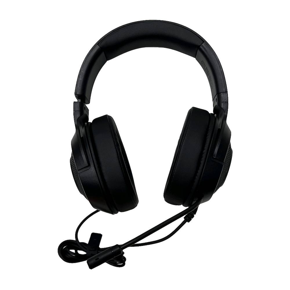 🎧🔥 Razer Kraken X – خفة ما تحس فيها وصوت يخليك وسط اللعبة!

صوت محيطي 7.1 🎯، ميكروفون واضح 💬، ووسائد أذن مريحة 👓

متوافقة مع كل أجهزتك 📱💻🎮

استعد للغوص في تجربة لعب لا تُنسى!
سماعة رأس فائقة الخفة مصممة لجلسات الألعاب الطويلة والمريحة.

تتميز بتصميم خفيف الوزن للغاية بوزن 230 جرامًا فقط مع وسائد أذن من إسفنج الذاكرة لتمنح راحة مثالية أثناء اللعب لساعات دون إحساس بالثقل.

توفر تقنية الصوت المحيطي 7.1 تجربة صوتية غامرة مع تحديد موضعي دقيق للأصوات، للتعرف على اتجاهات الخصوم بدقة أثناء اللعب.

مزودة بمحركات صوتية مقاس 40 مم مضبوطة حسب الطلب لتقديم صوت قوي وواضح مع جهير عميق وغامر يمنح تجربة صوت واقعية ومفعمة بالتفاصيل.

يأتي الميكروفون القلبي الشكل القابل للطي بتصميم مرن قادر على عزل الضوضاء المحيطة من الخلف والجوانب، ليمنح صوتًا واضحًا في التواصل داخل الألعاب أو أثناء المحادثات.

تحتوي على قنوات مخفية مخصصة للنظارات تعمل على تقليل الضغط حول العينين وتوفير راحة إضافية لمستخدمي النظارات.

عصابة رأس قابلة للتعديل مع وسائد أذن بيضاوية الشكل تضمن ملاءمة مثالية ومتانة عالية مع الاستخدام اليومي المستمر.

اتصال تناظري 3.5 مم متوافق مع الكمبيوتر، بلاي ستيشن 4، نينتندو سويتش، إكس بوكس ون™، والهواتف الذكية.

مصممة بعناية لتجمع بين الراحة، الأداء العالي، والجودة الفائقة التي تشتهر بها RAZER.

للاستمتاع بتجربة ألعاب واقعية وغامرة مع Razer Kraken X – الخفة التي لا تُشعر، والصوت الذي لا يُنسى.