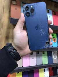 يفون ١٢ برو ماكس الذاكرة ٢٥٦  البطارية ٨٥  مبدل شاشة بصمة وجة شغالة  ا...