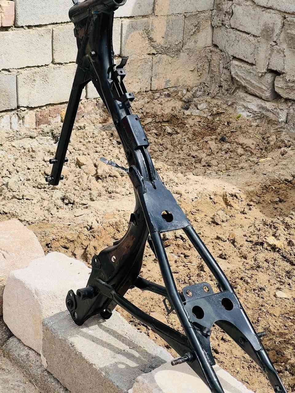 سلام عليكم شاصي 2015 اوراق شرط الترقيم 275 وبيه مجال قليل حك الجيه *********** وتساب
