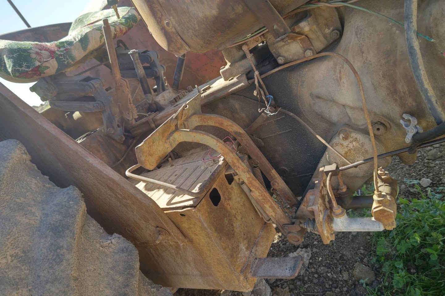 للبيع مكينه عنتر موديل 1987مكينه مكفوله من كلشي محرك نضيف  شاصي نضيف سنويه ارقام  موجوده   السعر 3500 وبيه مجال بسيط كلش  مكاني ميسان فضاء كميت


**إذا كنت صاحب هذا الإعلان وتريد حذفه لأي سبب، رجاءا أرسل رسالة إلى الدعم الفني**