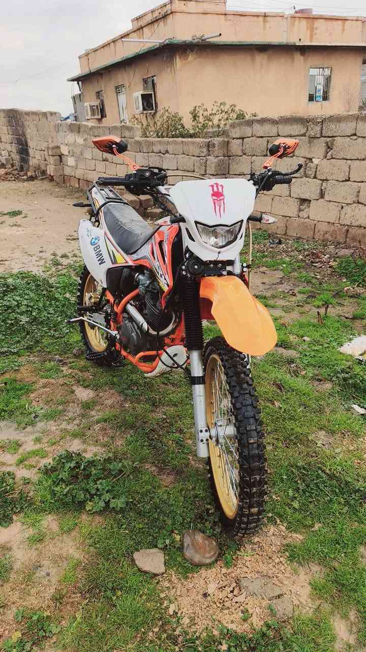 السلام عليكم ماطور سيراكس للبيع محرك 300 باب اول شرط ما مفتوح  موديل 2024 مكان عوسجه قربي  يعر 975 بي مجال لطيبين  خاص ماكو  ***********
