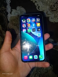 ايفون ١١ • ١٢٨ • بطارية ٧٥
