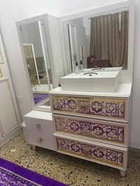 غرفة نوم للبيع جديده نظيفه مابيها نقص للاستفسارة الاتصال على الرقم ٠٧٧...