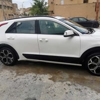 بنات سياره كيا نيرو هايبرد وارد موديل ٢٣ بصمه فتحه حساسات امامي خلفيه ...