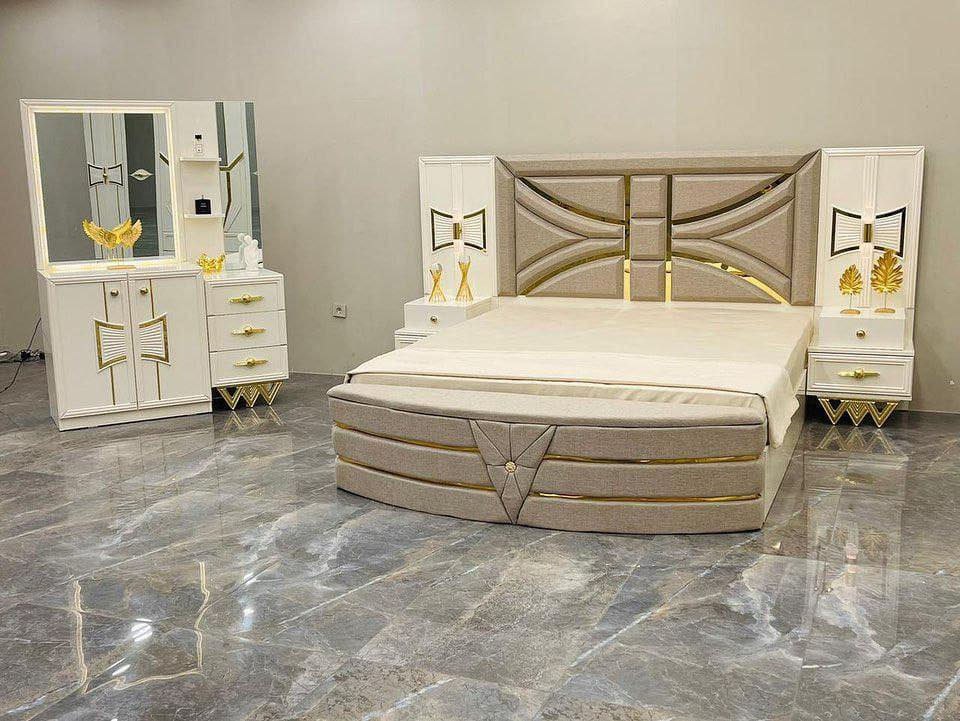 السلام عليكم غرفه تركيه جديده منصوبه فقط مامستعمله ابد بعده باليلون خدش مابيه ***********
