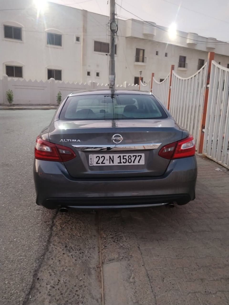 سلام عليكم
للبيع نيسان التيما
موديل 201‪8
مواصفات S
تشغيل عن بعد
رادار امامي
ضرر جاملغ امامي جهة سائق مبتل بلاد بدون دواخل 
بيها ضربة بسيطة براس البنيد بدون دواخل 
كير جديد شرط محرك جديد مامفتوح.
طخم امامي خلفي جديد شرط 
طخم تائر جديد 
طخم امامي خلفي دسكات كلشي جديد
باتري. جديد 
سنوية لل 202‪9 
هزا جديدة 
السيارة بسمي 
سيارة ماشية 168 ‪الف حديقي 
الف مو ميل 
العنوان اربيل 
السعر 128 
***********‪ واتس

