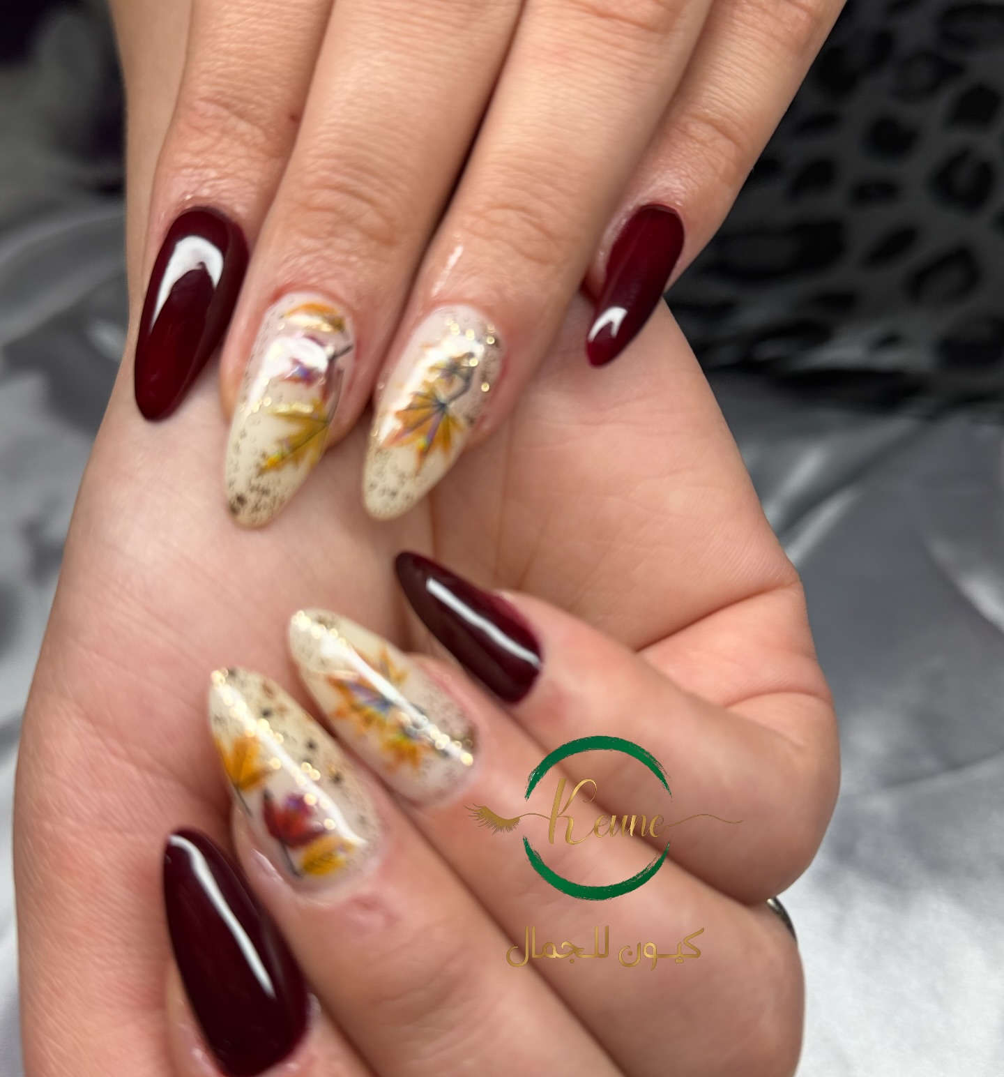 � لأن أنوثتك تبدأ من تفاصيلك…
أظافر مرتبة ولمعة تخطف الأنظار فقط في كيون للجمال.

✨ دللي نفسك بتصاميم عصرية وألوان تليق بذوقك الراقي.
الجمال يبدأ من أطراف أصابعك.

💎 أظافر أكريلك، جل، جلش، سترونك…
اختاري اللي يناسبك وخلي الباقي علينا
كيون للجمال دوام شهر رمضان من ال2 الى 10 نظام العمل اسبقية حظور داخل المركز فقط ***********
