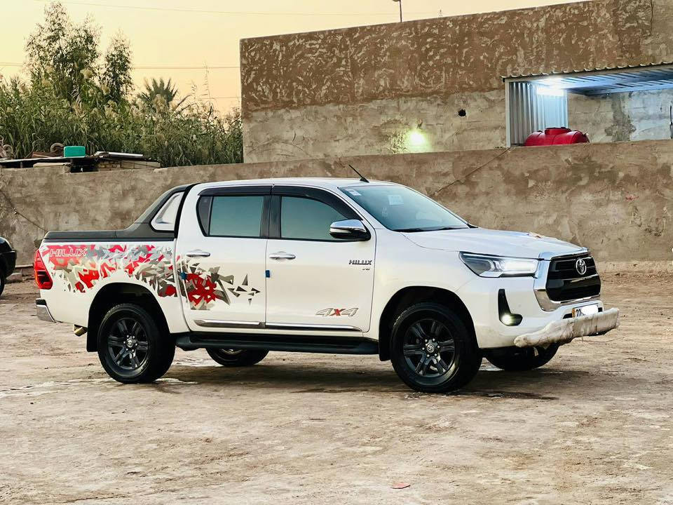 السعر—300 

الهاتف // ***********

بيكم TRD 2021 سته سلندر 

رقم أربيل الدولي بأسمي شخصيآ تحويل وكآله حاضر رقم وسنويه وهزه كله جديد 

ماشيه 120 الف حقيقي 

فول الفول ميحتاج اذكر 

سياره جديده كلش مكينه وكير وحداديه كله وضع الشركه تخم تاير سياره جاهزه من كلشي 

مكان السياره النجف الأشرف 

ملاحضه السياره بيه ربع البنيد صبغ فقط وشرط بدون دواخل وبدون فتح اثر شخط الباقي كفاله عامه شرط السونر
