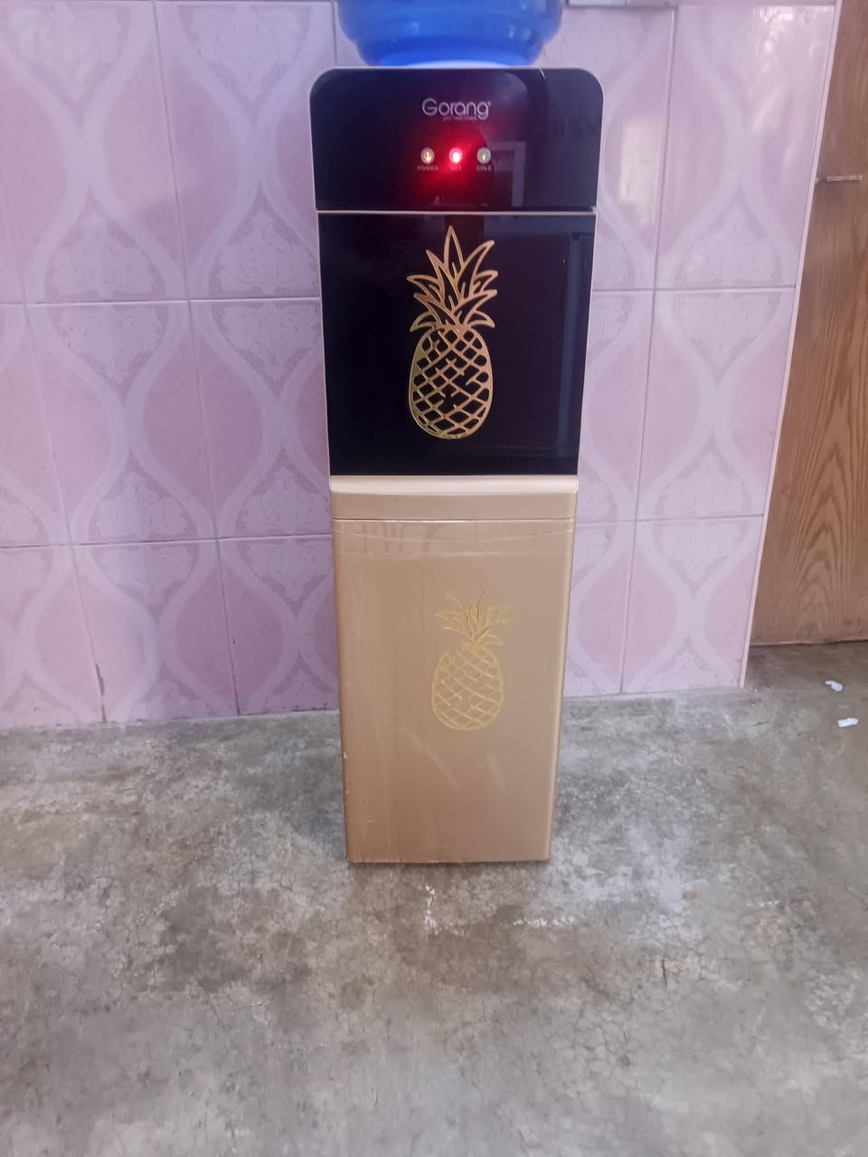 براد شغال شرط حار بارد ثلاجه كل عيب مابيه بشرط  سعر65 وبيه مجال مكاني كركوك حي عسكري شراي اتصل ***********
