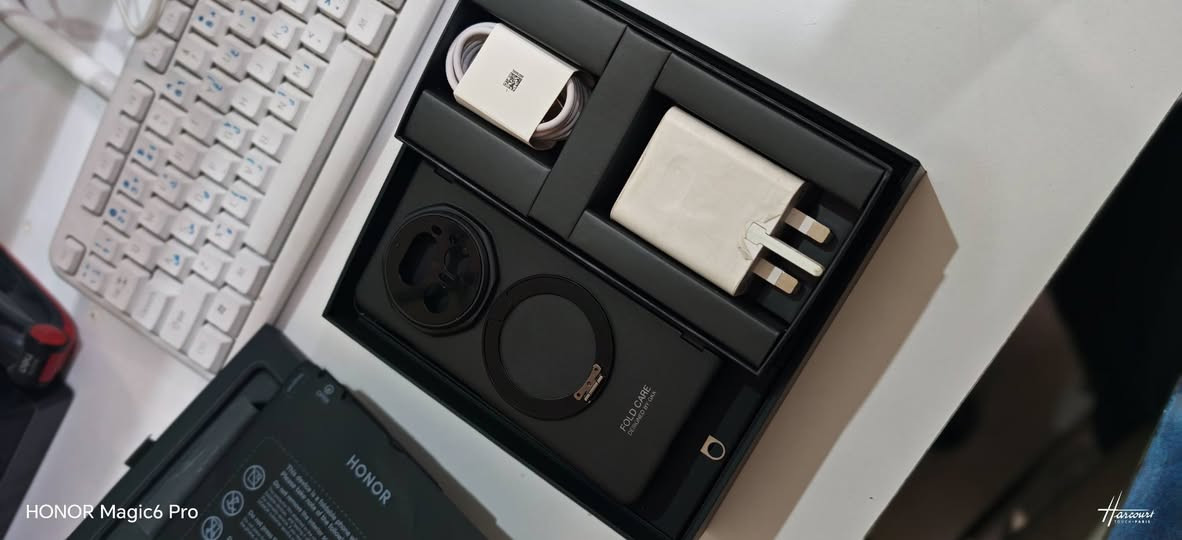 Honor magic V5
رام ١٦
زاكرة ٥١٢ كيكا
اسخدام قليل
نظيف.. مع ملحقات كاملة


**إذا كنت صاحب هذا الإعلان وتريد حذفه لأي سبب، رجاءا أرسل رسالة إلى الدعم الفني**