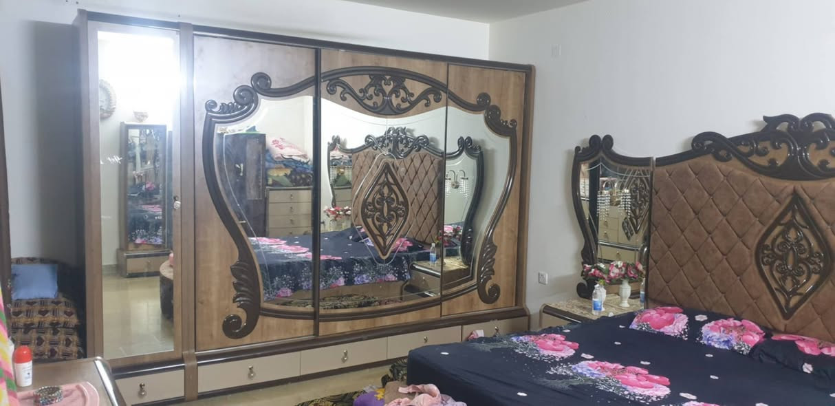 غرفه اخشاب تركي نظيفه يردوها ع 900وبيها مجال


**إذا كنت صاحب هذا الإعلان وتريد حذفه لأي سبب، رجاءا أرسل رسالة إلى الدعم الفني**
