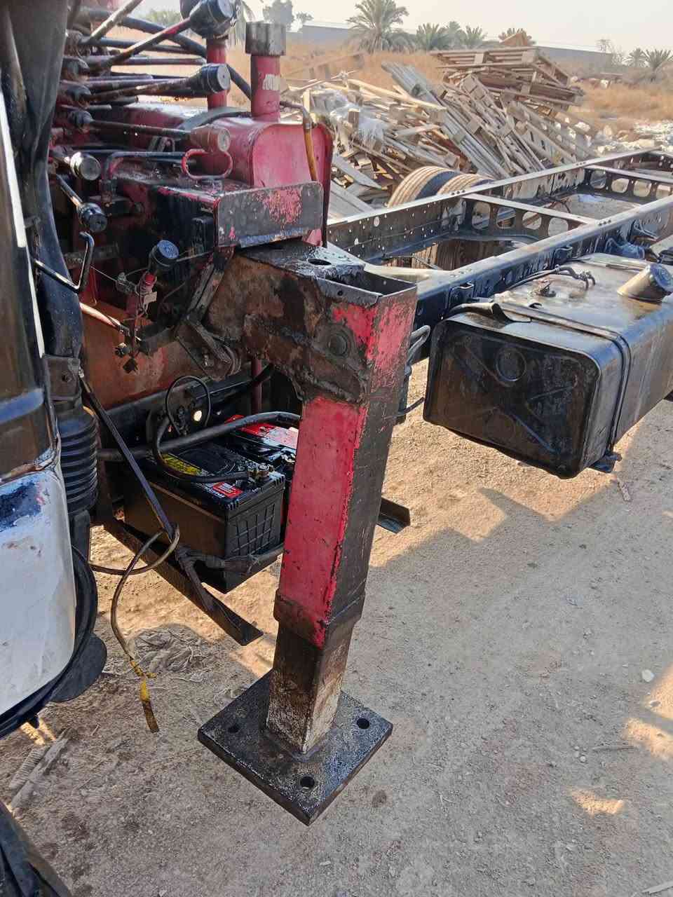 السلام عليكم كرين للبيع طنين ونص سلايتين ***********
