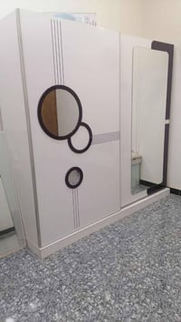 غرفة شبابية • نظيفة • لنفرين