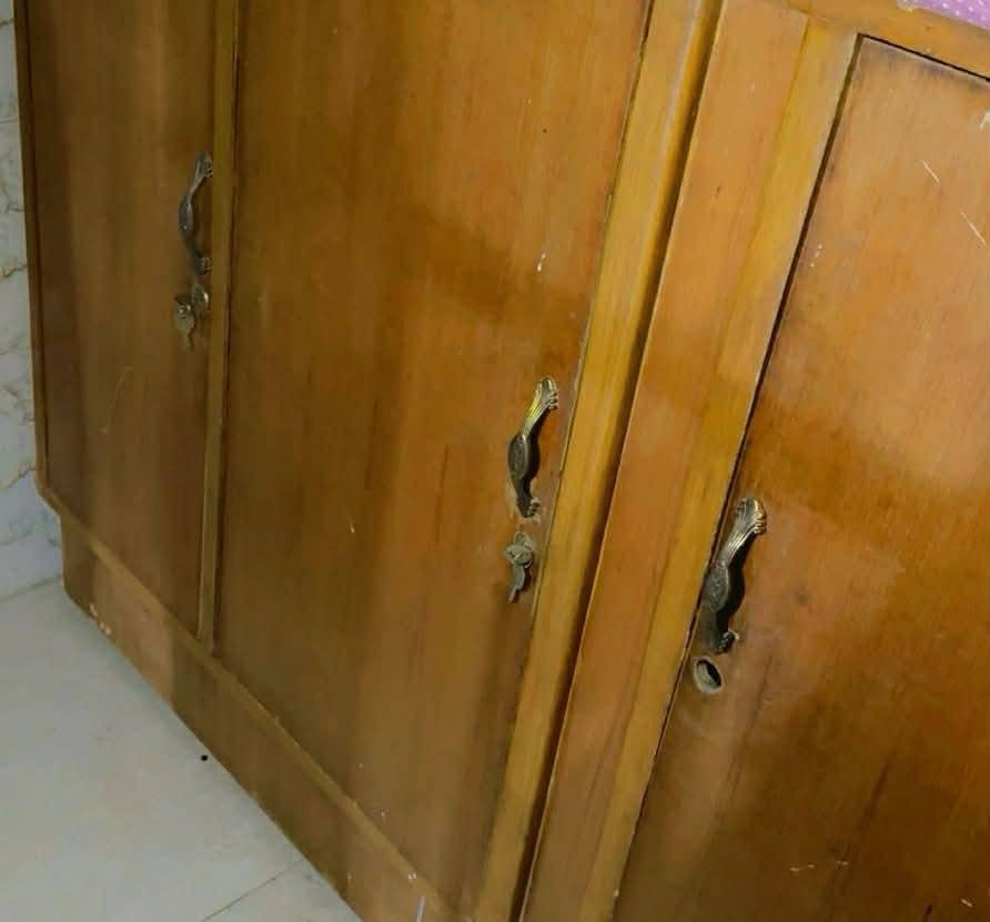 بوفيه مترين و10 ب 85 و تخته جديده ب 75 قفل


**إذا كنت صاحب هذا الإعلان وتريد حذفه لأي سبب، رجاءا أرسل رسالة إلى الدعم الفني**