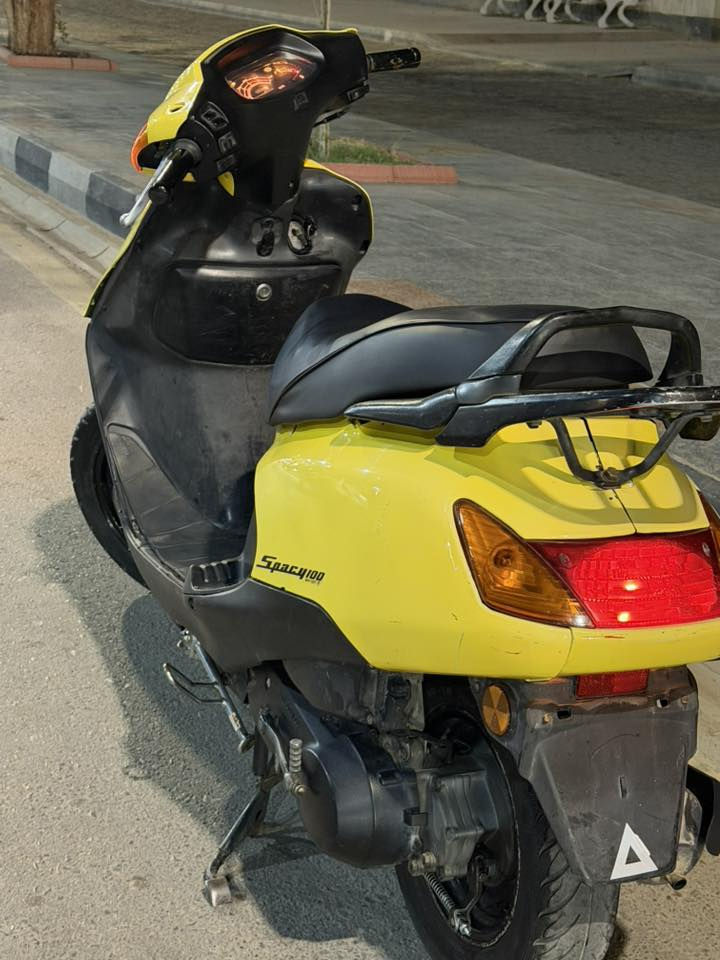 سبيسي ياباني مفتوحه مره وحده ناعمه وكلها كهربائيات شغاله عدادوكلشي السعر550تواصل ***********
