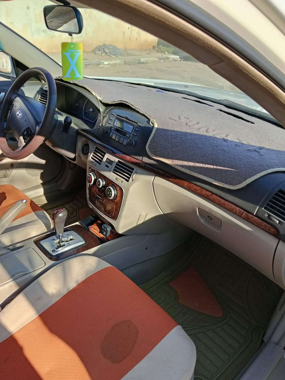 سوناتا موديل 2007 فول مواصفات فتحه بلقماره الرقم نجف السياره باسمي بيه مكانات صبغ مكفوله من الضربة القويه تبريد شغال السعر 105او بيه مجال المكان النجف مشخاب الرقم ***********
