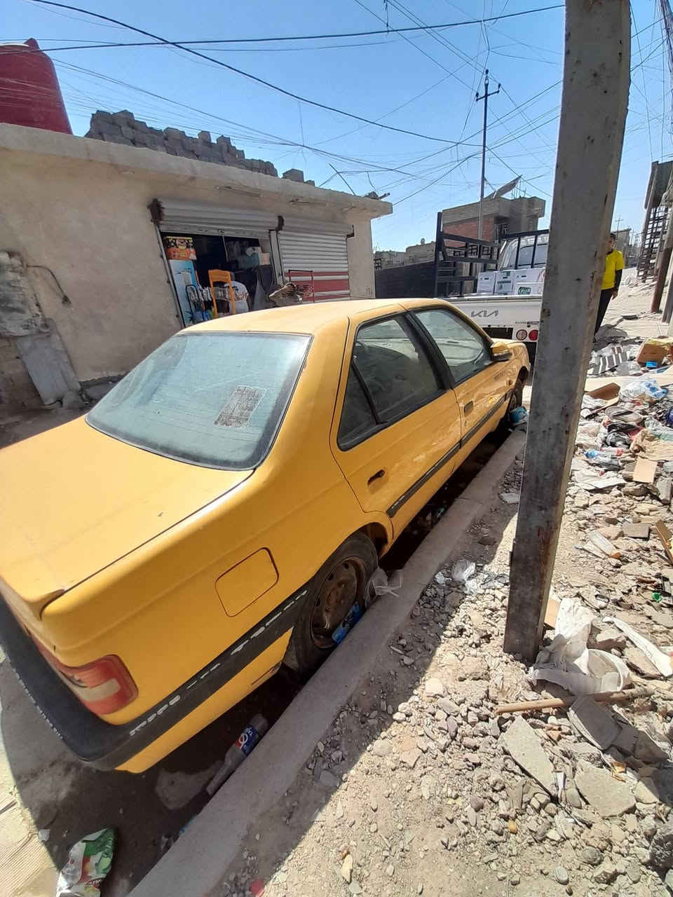 السلام عليكم لميس 405 موديل 2014 جير ومكينه جدد تبريد شغال تخم تاير جواهر جديد اغراضه كلها موجوده السياره سياره حلوه ونظيفه ما بيها ضربه السعر 22 وبيها مجال كلش بسيط(( ***********
