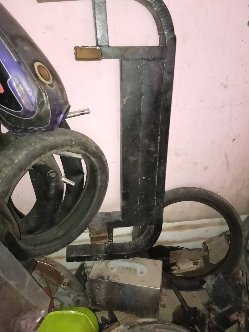 سلام عليكم شرگ مال مكاين ويل ورگ كير بوكس دعاميه دبلات،، مكان رميثه بشريش لاستفسار تصل ‏‪0780 964 0399‬‏
