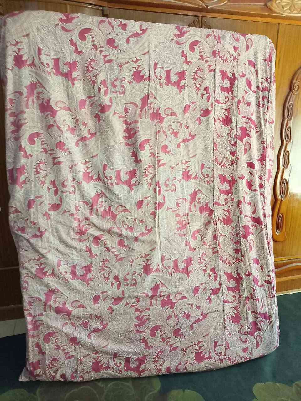 دوشك جربايه نضيف السعر 50 وبي مجال لتواصل ع رقم
***********
منطقه الأحمر
