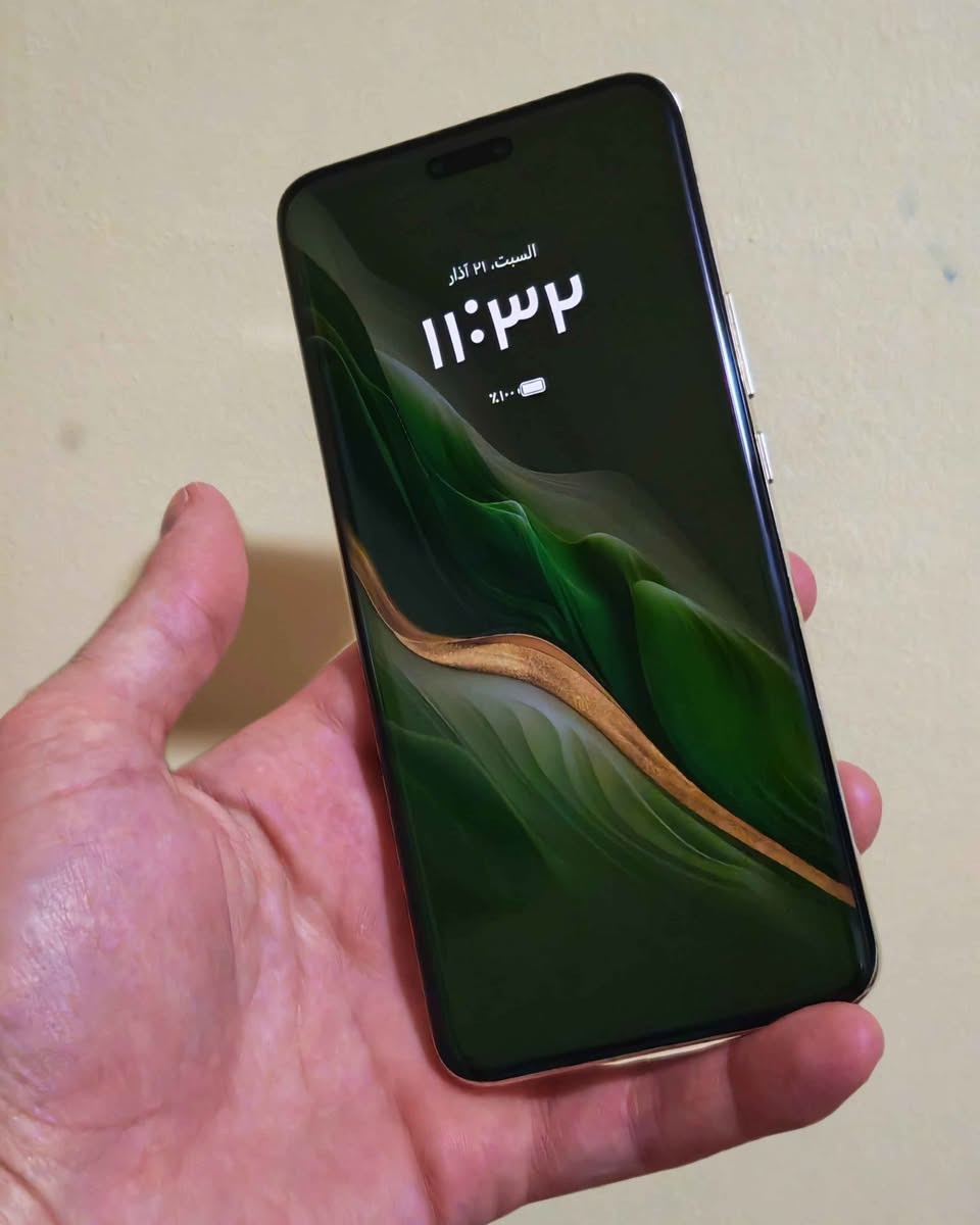 التخزين 512 جيجا مع 12 جيجا رام
المعالج: ثماني النواة Snapdragon 8 Elite تكنولوجيا 3 نانو
البطارية: 5850 مللي أمبير
جوال معو كرتونه وشاحن 66Wالاصلي أربيل, العراق


**إذا كنت صاحب هذا الإعلان وتريد حذفه لأي سبب، رجاءا أرسل رسالة إلى الدعم الفني**