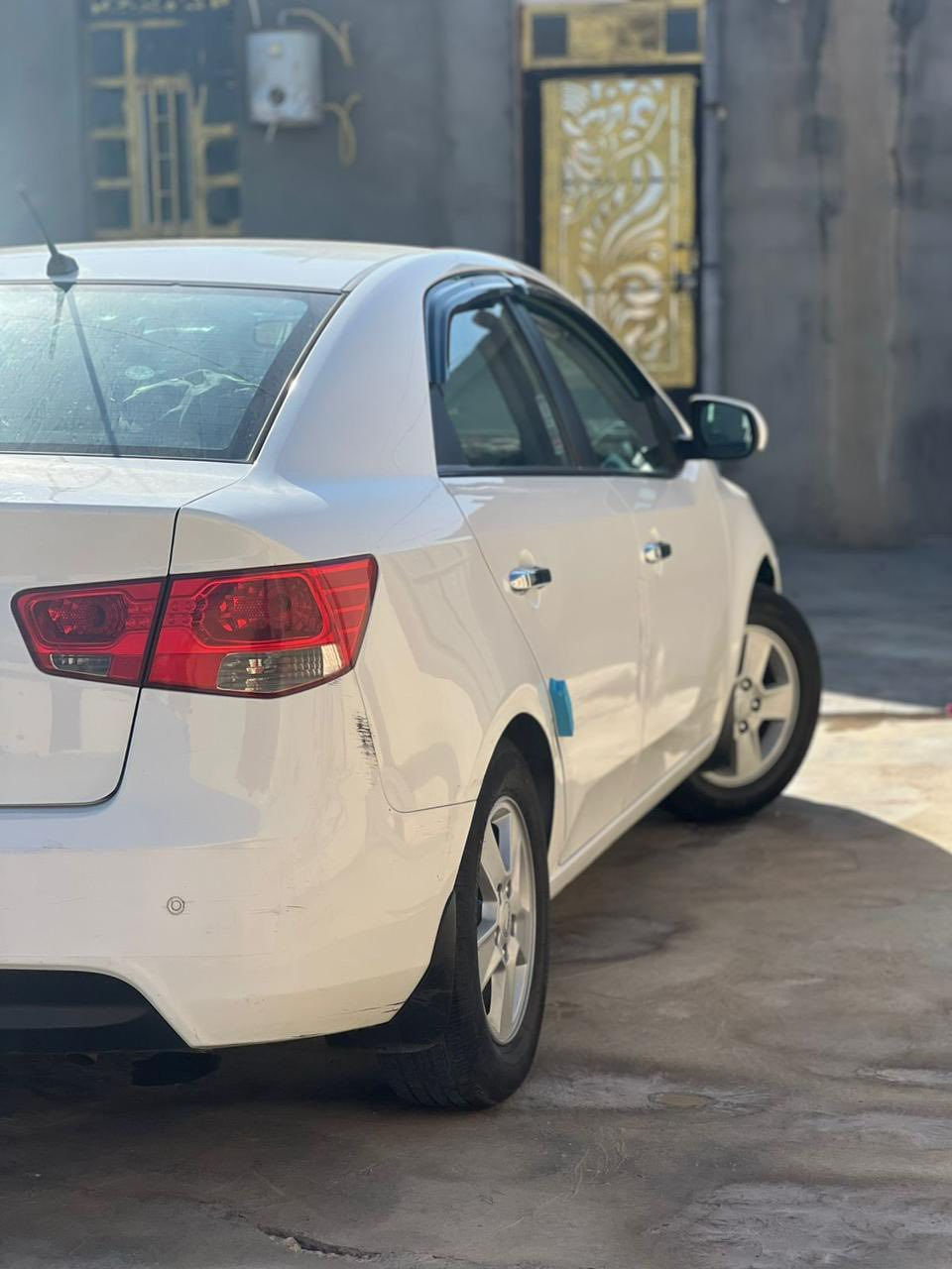 كيه سيراتو 2011
وضع شركه 
بدون صبغ كفاله عامه 
كير ومحرك. جدد
تبريد ثلج ❄️ تدفئه 🔥 
تخم تاير جديد 
شاشه تاب وكامره 
لايت زنون شمسي
 بدون موصفات عميه 
دفتر بانزين كركوك 
بسمي وشرط التحويل رقم سليمانيه
السعر (١١٢)وبيه مجال بسيط 
مكاني كركوك  
الاستفتار اتصال عل رقم ***********
