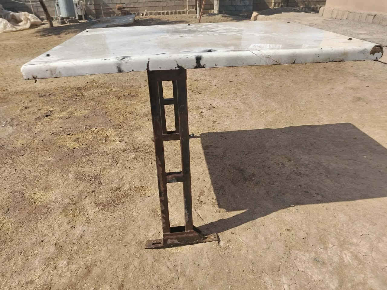 السلام عليكم  قمريه للبيع لستفسار ع هذا الرقم ***********
