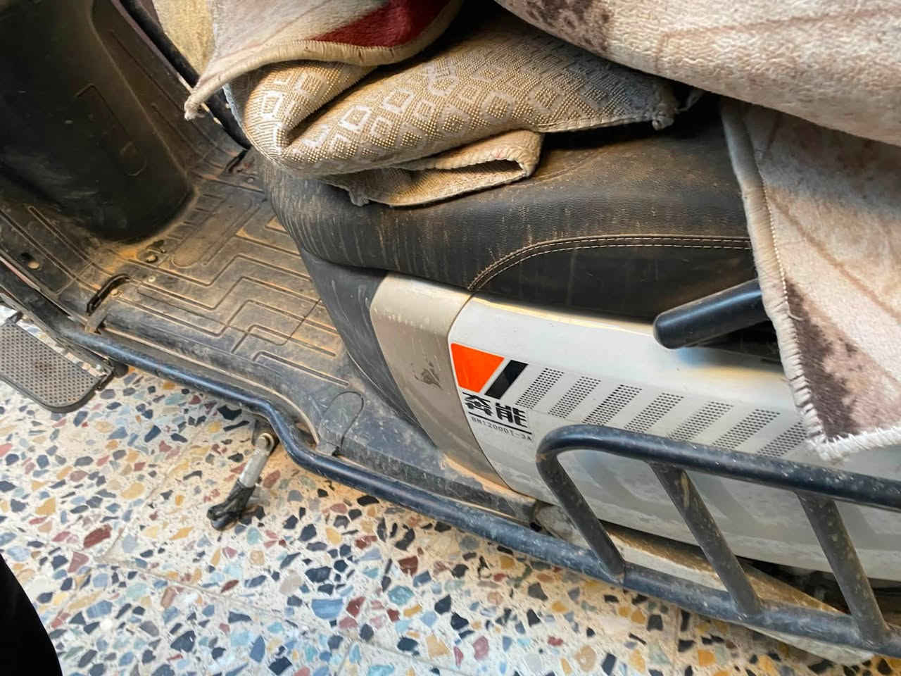 للبيع او مراوس دراجه شحن مخلصه بطاريات الموقع مدينه الصدر سوك عريبه  قطاع ***********
