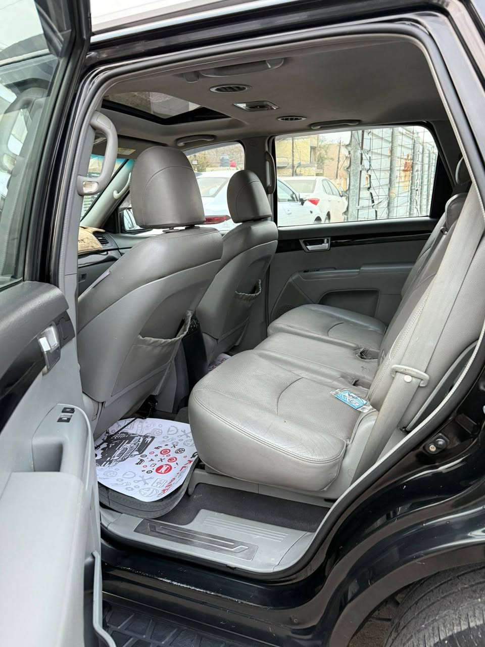 سلام عليكم كيا مهافي موديل 9 مفوله مواصفات بااسمي رقم شمالي انكليزي فتحه سلايت بصمه تشغيل بصمه بيبان مري شفط ومري كهرباء واشاير بالمري بيها جكات خلفيه كهرباء تصعد وتنزل كلوب ترحيب بالبوب من الداخل ويه السكن بلاد 7راكب 3 قطع تبريد تبريد بالكشنات وتدفئه بالكشنات الخلفيه والاماميه مكينه وكير مكفولات تخم تاير مكينه 3800 اخوان السياره مكفوله من الضربه والصبغ ماعدا الدعاميه الاماميه مصبوغه فقط السعر 130 وبيها مجال للطيبين عنواني بغداد ***********
