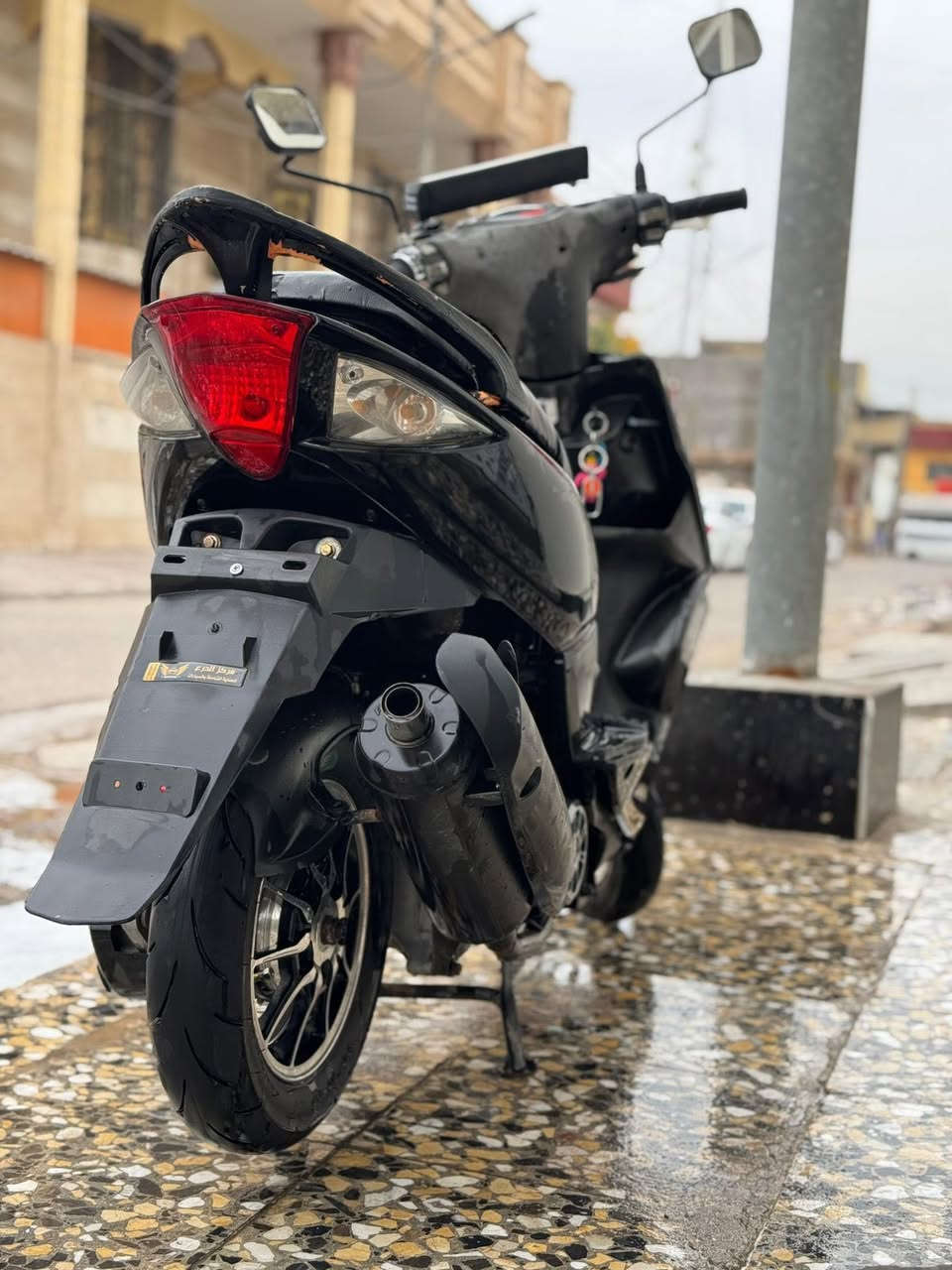 سويدان للبيع دراجه بلاديه بلاديه مكينه شرط  ناعمه سلف هندر اشيار لايت كلشي شغال بيه ويلات رياضي  يدات بريك رياضي قبق فلاوين على تزويد بصيط وشرط لا تنقيص ولا تبخير بيه كلجات رياضي سعره ٦٥٠ بس شراي راسني رقمي ***********
