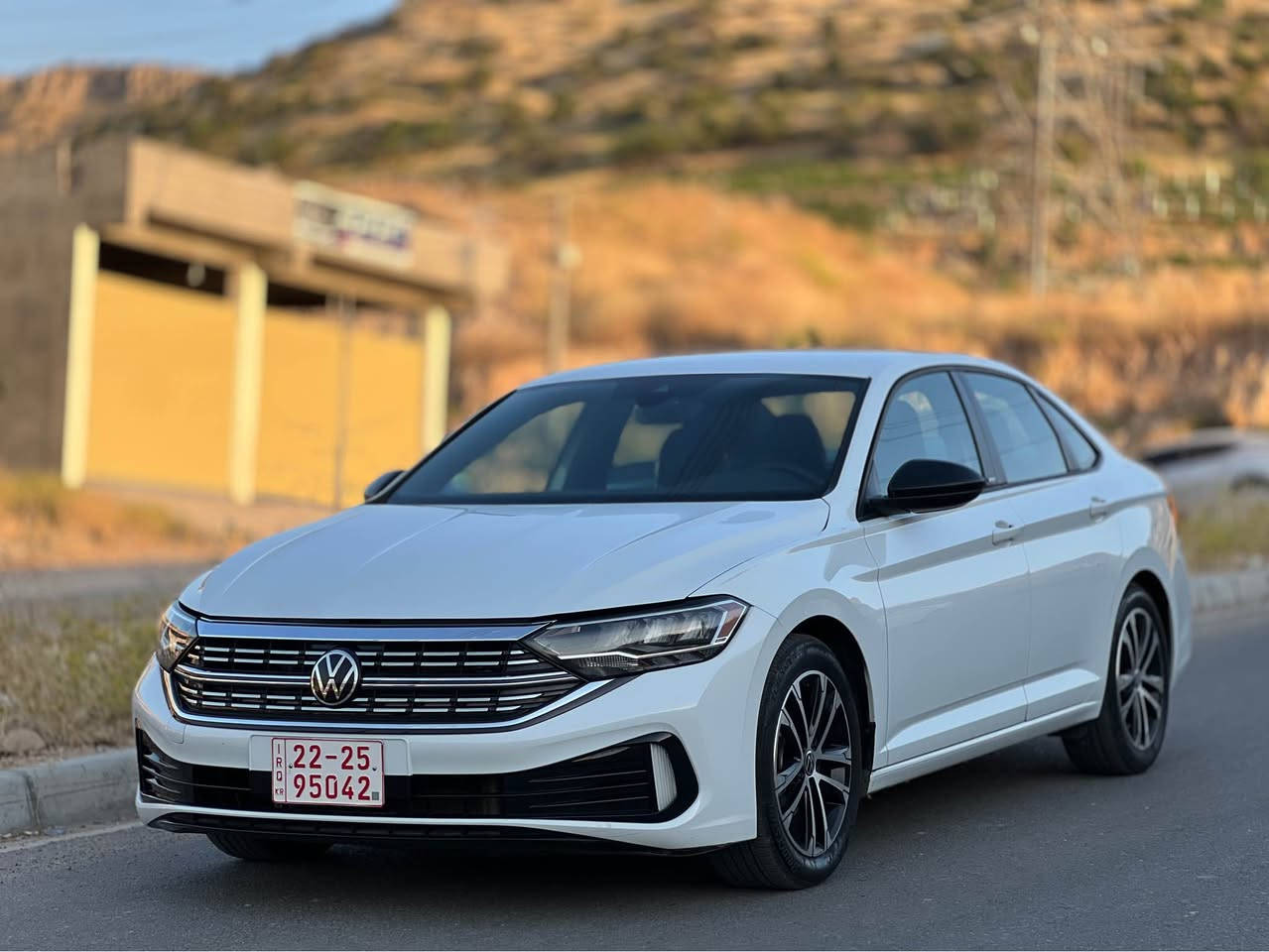 Jetta 2024 ***********
$138

جيتا للبيع
موديل 2024
لون ابيض
كير و محرك و صدر و كهربائيات و رقم و تحويل و غرامات كلها بشرط
تترقم شمالي 
السيارة مابيها مصرف جاهزة من كل النواحي
محرك 4 سلندر حجم 1.5 توربو
كير اوتوماتيك 
مواصفات S
ماشية 27 الف مايل
بيها بس البونيد صبغ بدون دواخل بدون شواصي شرط الفحص
ايرباك السكان و تكمة مرجع سستم
4 تايرات جديد
مكان السيارة دهوك
السعر 138$ و مجال بسيط
للاستفسار *********** دهوك, العراق
