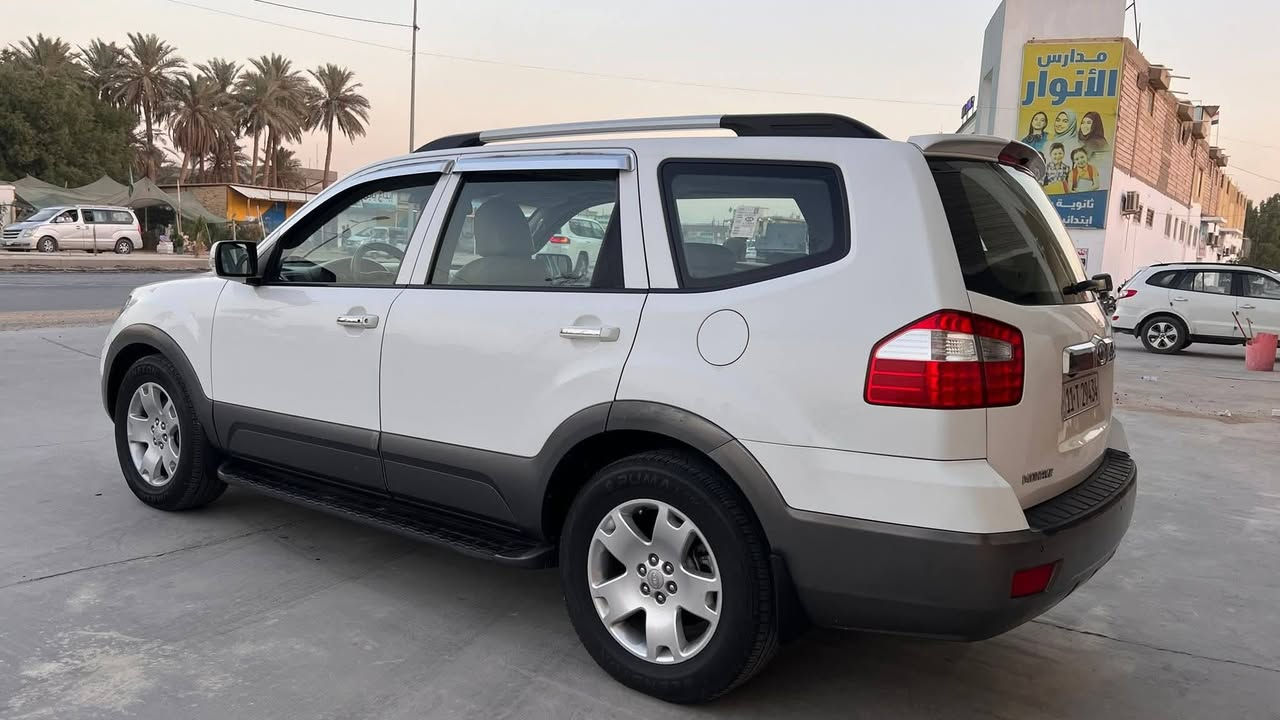 السلام عليكم كيا موهافي موديل 2013 خليجي سياره جديده رقم بغداد انكليزي بسمي تحويل مباشر
ماشيه 140 
المواصفات 1/1  مكفوله من الصبغ 
حساسات 
خزن ميموري
زراك لايت
بصمه تشغيل وبصمه ابواب 
مري شفط 
كشنات جلد و كهرباء  
3قطع تبريد مركزي 
فتحه سقف 
نظام نزول منحدرات 
جنطه شفط كهرباء 
محرك 6 سلندر مكفول من الفتح والرواجز 
كير مكفول حداديه جديده 

السونار مرفق مع الصور
 
العنوان / بابل 
السعر 155 
  ***********
***********
