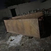 4 ميوزه للبيع الطول 3 متار. تفصال درجه أوله  حديد الثقيل ب450 وبيهن مج...