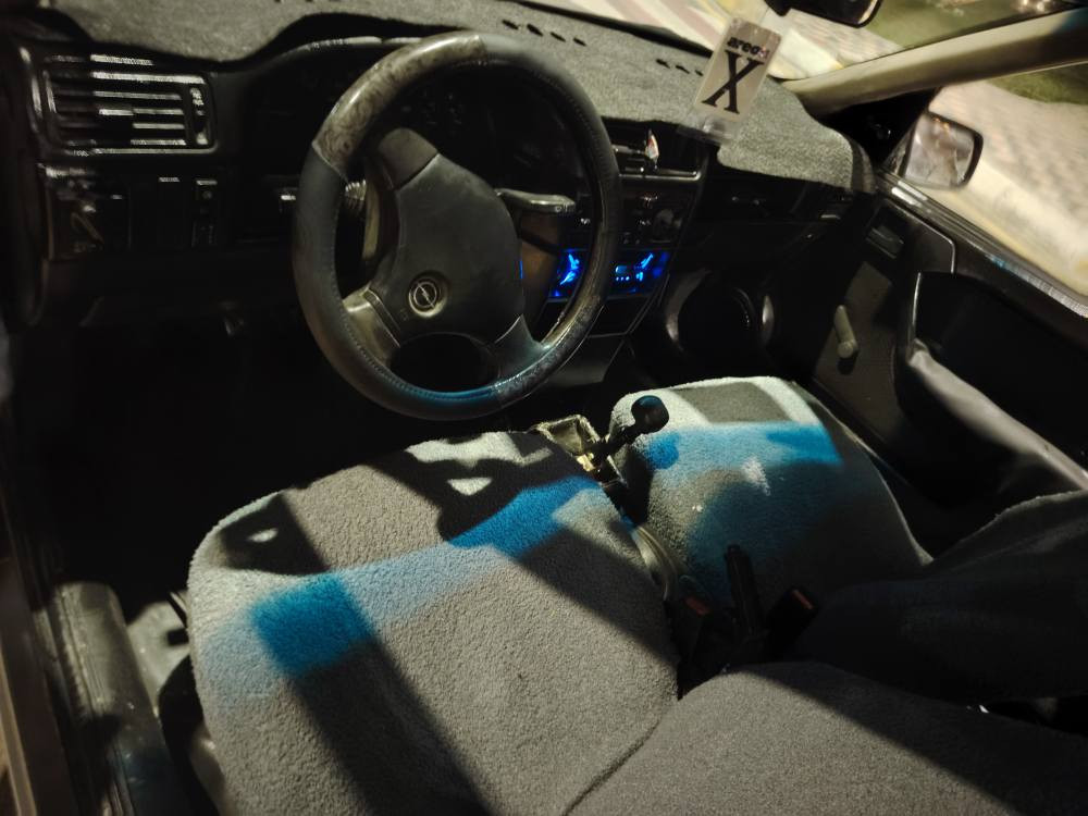 سياره اوبل فكترا حجم16باور سياره نظيفه جدا كولشي مابي شرط بدون ضربه سنويه منتهي بي دفتر بنزين كهربائية كلها شغال تخم صدر جديد سعر 33وبي مجال بسيط عنوان كركوك رقم هاتف *********** كركوك, العراق
