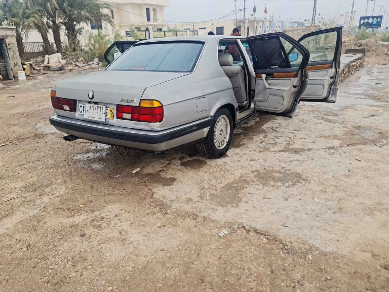 سلام عليكم BMW735موديل ١٩٩٠فول مواصفات  للبيع فقط مكاني بابل سياره مكفوله فقط صبغ جماليه جاهزه من كلشي مكينه كير حداديه تبريد مابيه كل نقص مكاني بابل *********** السعر ٥٠ وبيه مجال
