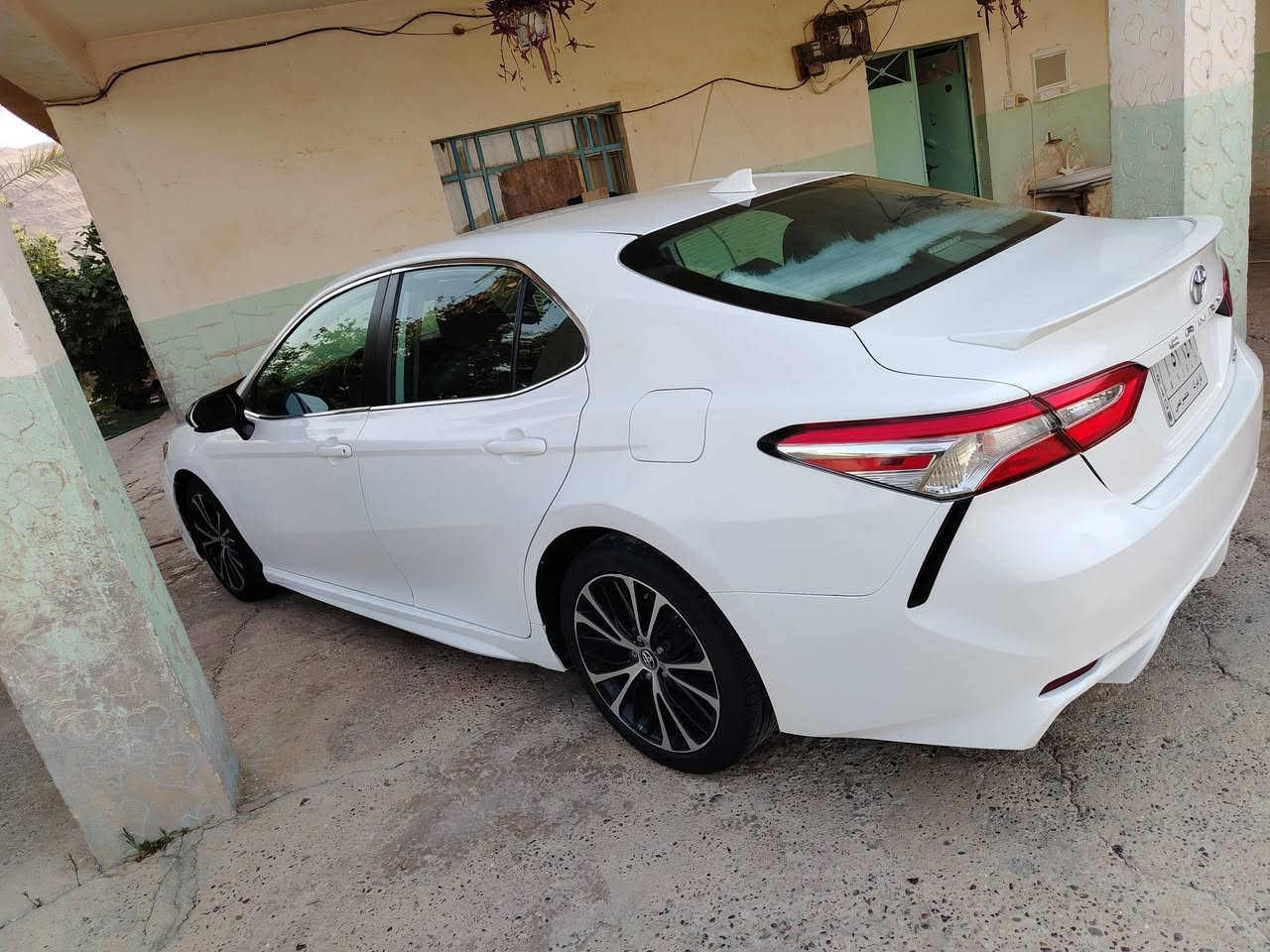 السلام عليكم كامري للبيع موديل 2020 رقم كركوك  بسمي مابي صبق بس بارد قليل ماشيه 116 ميل السعر 195وبي مجال  المكان اسديره  اتصل على الرقم  ( *********** ) ( *********** )
