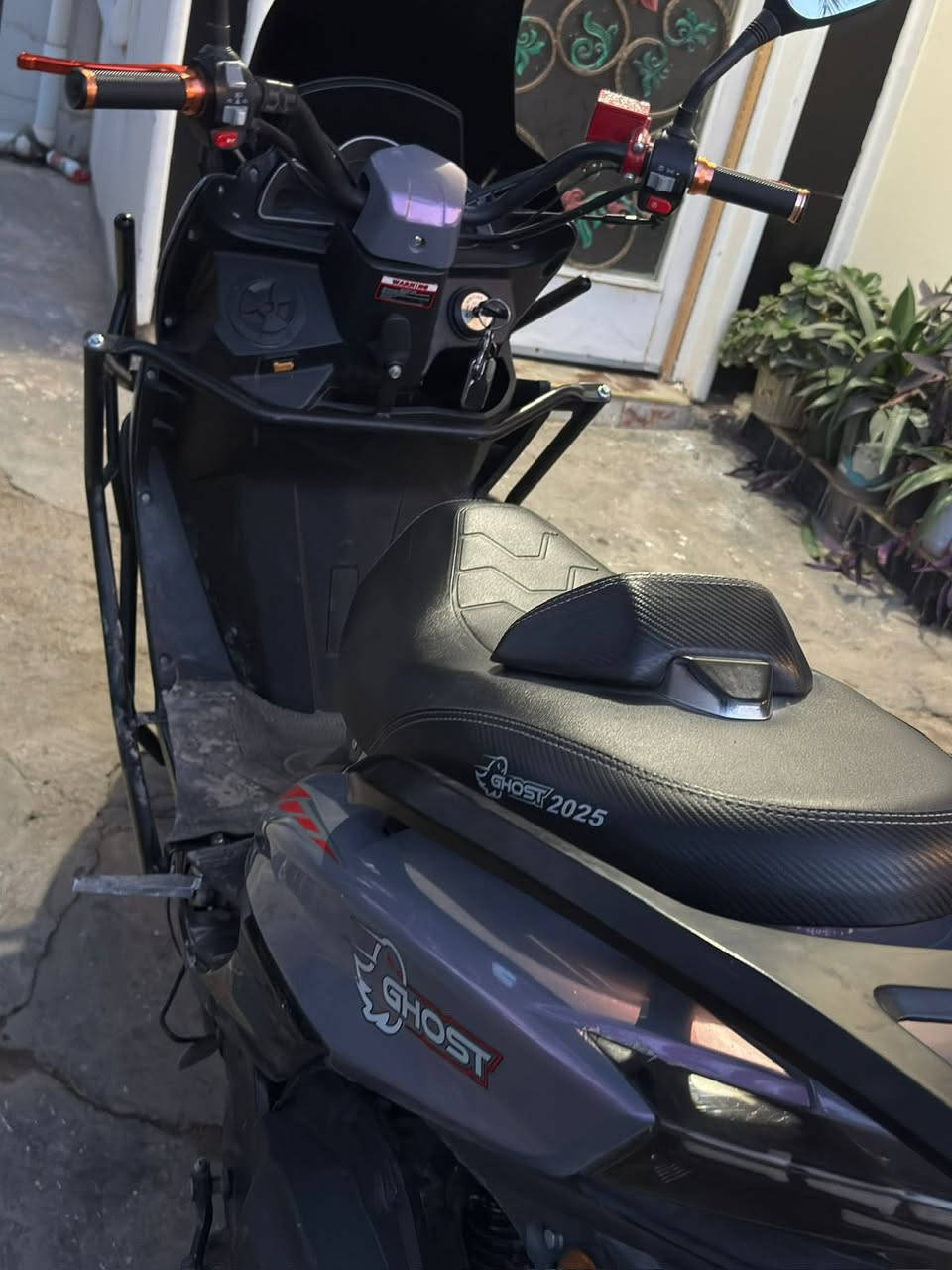 دراجه سكنس فحل مظافه خير من الله ومحرك مكفول موديل 25. دراجة نظيفة واي نقص مابيها. كهربائيات كلهه شغاله ونگره سلف. تقاطع الساده *********** اتصل وبيك خير ودلل
