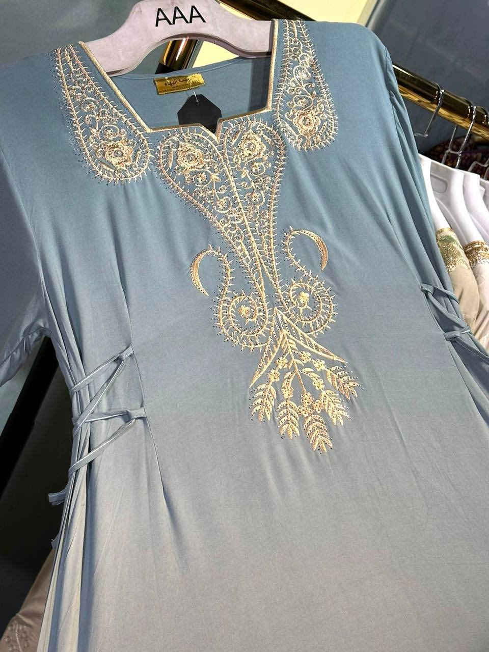 السعر/ب7 ونص الف فقط 
نوع القماش /كشمير 
القياسات/2xl-5xl
للحجز والطلب على رقم الواتساب حصراً /‭0778 348 5322‬
توصيل لكل محافظات العراق /6 الف
