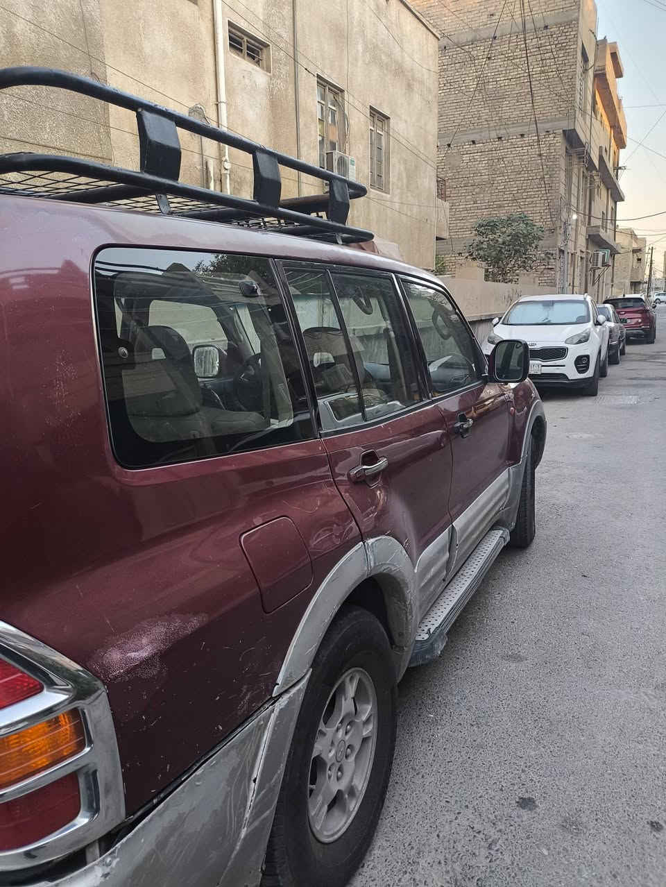 للبيع باجيرو موديل 2001 مكفوله من الصبغ
تبريد شغال مكينه جيده باچيس 
تخم تاير 
بنورامه 
شاشه كامره خلفيه 
كروز سرعه فول موصفات 
مكلف بلنشر رقم صاحب السياره 
***********
