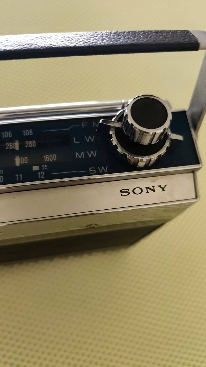 سوني شغال ونضيف 100% اتصل 4 موجات وبيه FM اتصل عالخاص وما أقصر
SONY
FM/AM | SOLID STATE


**إذا كنت صاحب هذا الإعلان وتريد حذفه لأي سبب، رجاءا أرسل رسالة إلى الدعم الفني**