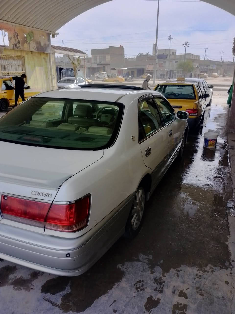 السللم عليكم ملكه للبيه كفاله اربع دكم فول رقم قادسيه نكليزي داخل جلد فتحه تبريد خلفي فول للسياره بيه حالوب  قليل السعر 140وبيه مجال *********** مكلف بلنشر اتصل عل رقم
