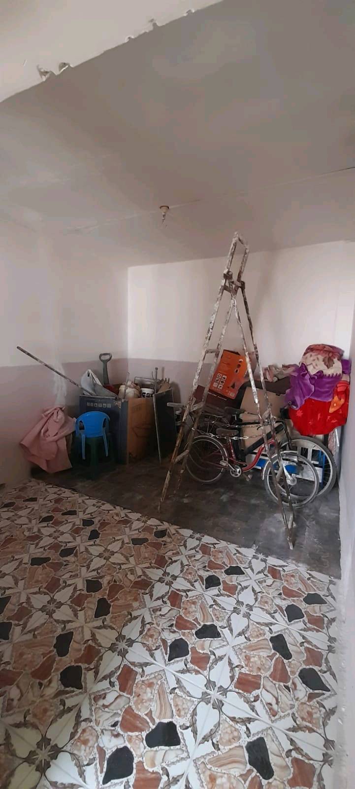 السلام عليكم
بيت للبيع  طابو صرف المساحه ٧٥ متر  يحتوي على غرف عدد ٢  وبراني وصاله ومطبخ وصحيات  وسطح  العنوان 
الديوانية الجلبية خلف عمارات الهياكل مباشرة للاستفسار او السعر  الاتصال على الرقم

***********