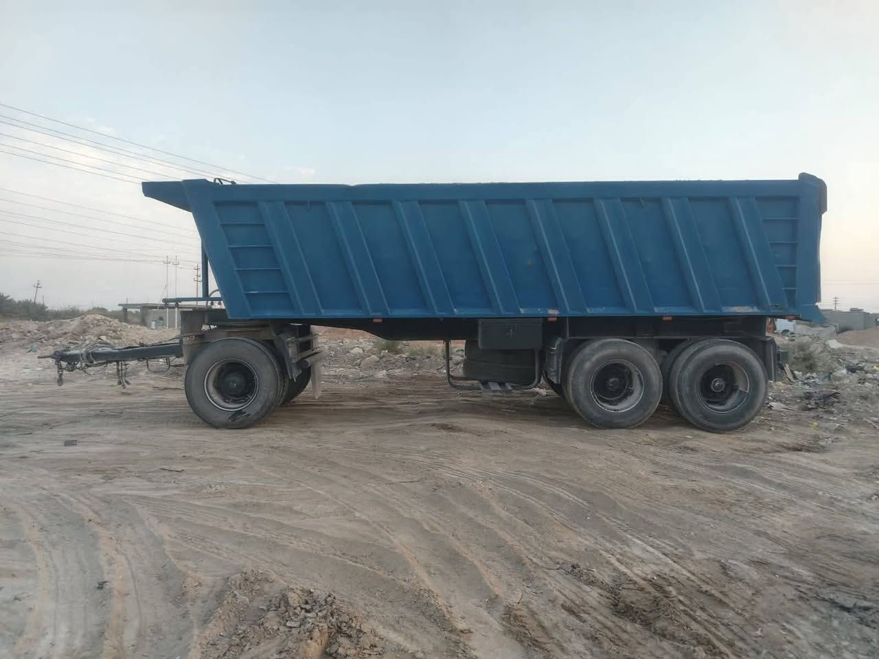 بسم الله الرحمن الرحيم جمعه مباركه مقطوره للبيع اصل تريله سويته مقطوره للبيع السعر شده واربعين ***********، ***********
