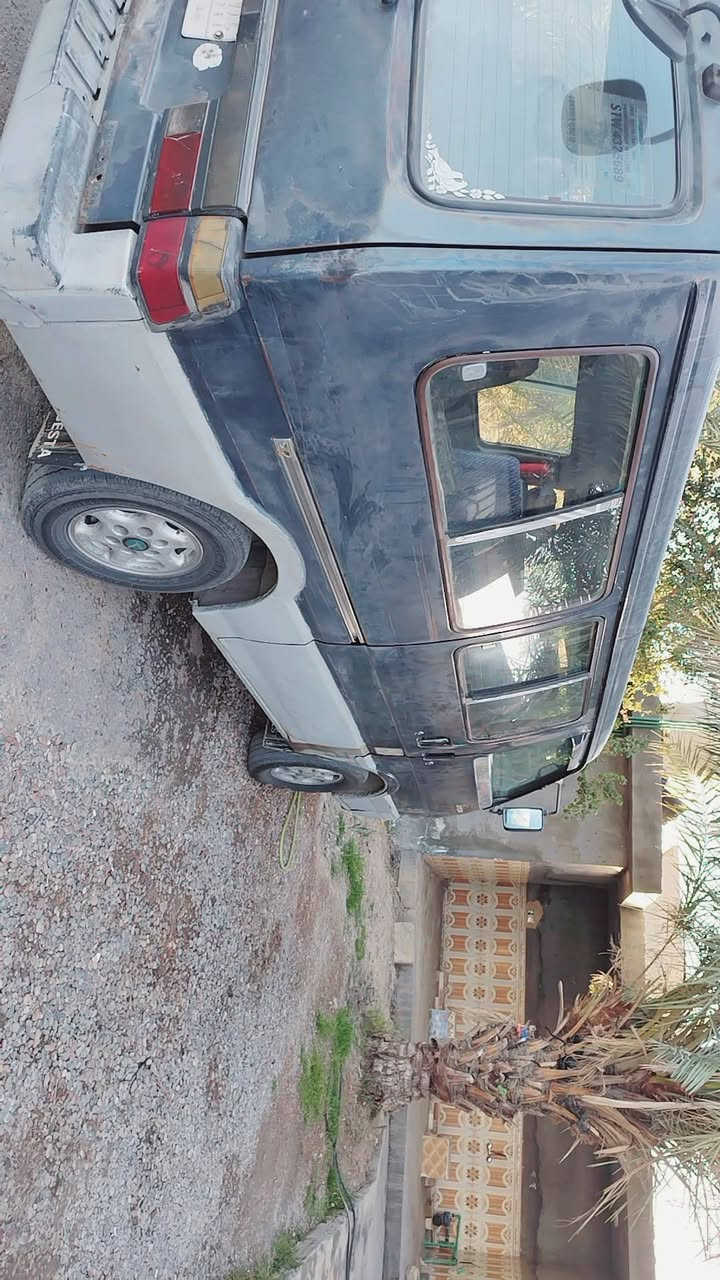 السلام عليكم كيا للبيع موديل 95 سياره نظيفه وخيره من الله بلاديه داير حبل سياره مال جني جير مكينه خير من الله سياره سنويتها لل 27 سعر 45 🚌***********
