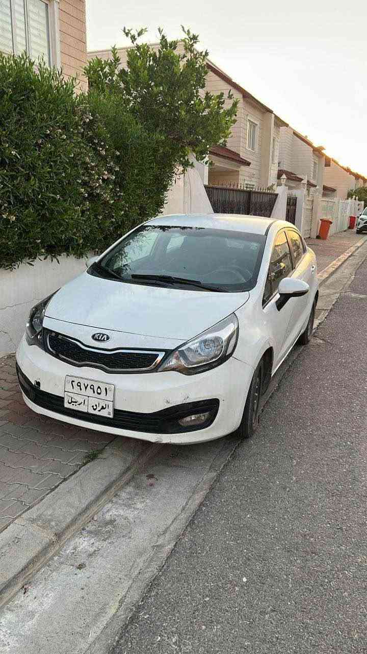 Kia rio 2013
خەلیجی مەکینە ١٦ دەنگەکی کەمی تێدایە
گێر بەشەرت 
4 پارچە بۆیاخ 
3 پارچە پێشی
لەگەل سندوق 
جەمپی خەفیف پێش و پشتی
شانسی پێشەوە قنجەکی هەیە بۆیاخ و تەعدیلی نیە
188 هەزار رۆشتوە
سەنەوی 2022 بەسەر چووە 
نرخ 71$
*********** أربيل, العراق
