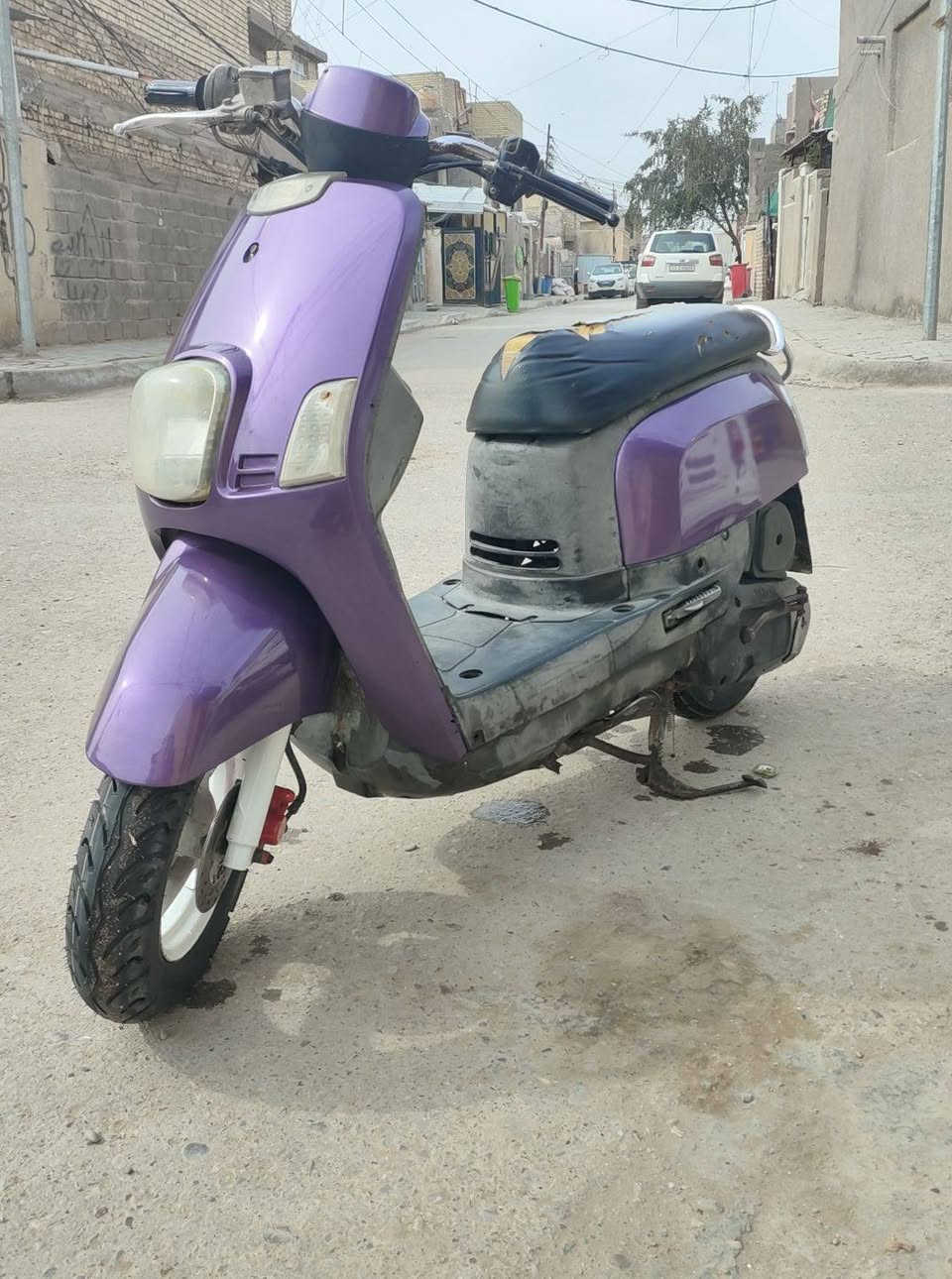 السلام عليكم دراجه بوليس للبيع مكينه مكفوله أو الكفرات اصليه ختم واحد بس بيه اشخوط  صبغتهن نفس الون  السعر  800 أو بيه مجال العنوان الشعب الرقم /***********
