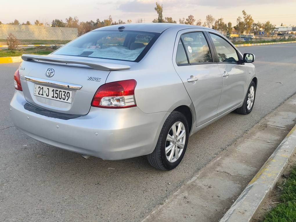 تۆیۆتا یارس 2011 مەکینە گەورە و تۆماتیک فول فول
بێ بۆیاخ و لێدران فوول مواسەفات ئۆتۆماتیک و چوار جام کارەبا و دوگێچ و پێنج کەلە و سیدی usb دژە خلیسک و abs،دوو سویچ و ویل کرۆم بیلاد خلیجی زۆر تازەو جوان ماوەتەوە
گێڕو مەکینەی نەکراوەتەوەو بەشەرت مەکینە گەورە
ڕەقەم و سەنەوی هەمووی تازەیە تا ۲۰۲٨ ،تەنها یەک پەڵەیەک ساردی هەیە ، زۆر توندو تۆڵ و بێ مەسروفە هی ماڵی خۆمە تحویل و هەمووشتێکی بەشەرت،
کارتی بەنزینی کەرکوک هەیە (کۆبۆن بەنزینی هەیە )
نرخی ۹٤ گەڵاو کەمێ مجال .. 
بۆ پەیوەندی 
*********** 

یارس ۲۰۱۱ محرک کبیر توماتیل فول بدون صبخ بدون ضربە کامل مواسفات حد مودیل ..
کیرومحرک ما مفتوح بشرط
رقم و سنوی کلە جدید بشرط تحویل لحد ۲۰۲٨ 
کوبون بنزین ، سیارە بدون ای نقص
سیارە مال البیت ، سعر ۹٤ و مجال
۰۷۷۱٥٥٤۹٤۹٤ كركوك, العراق
