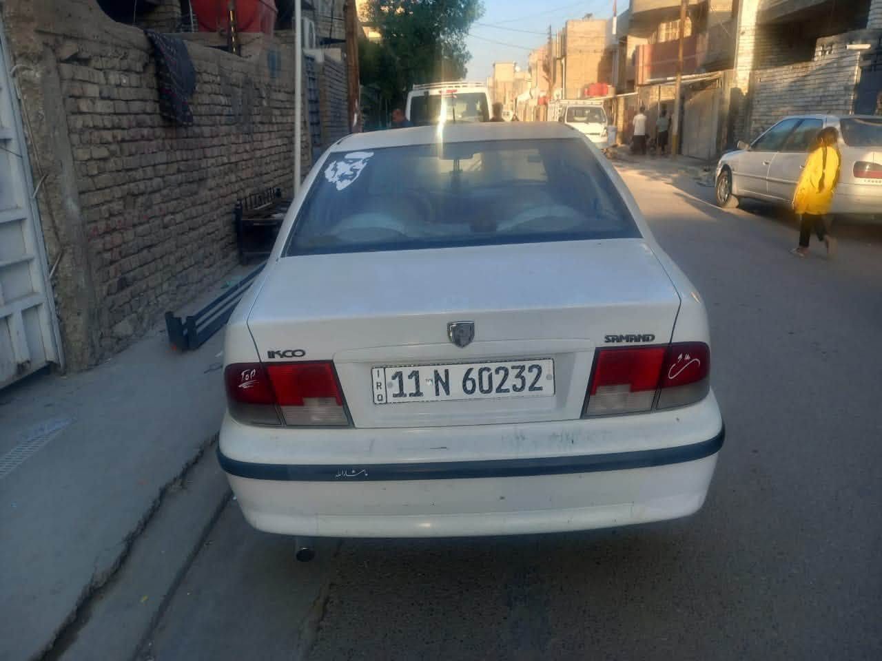 سلام عليكم سياره سمند موديل ١١ لا تنقيص ولا تبخير  بس بيه صوت بلمحرك وتخربط تبريد شغال كهربائيات كله شغاله سنتر لوك سعر ٣٨ بيه مجال بصيط كلش شرط تحويل بسمي مكان  بغداد العبيدي رقم *********** بيه بس بارد سياره لا تبديل ولا صبغ
