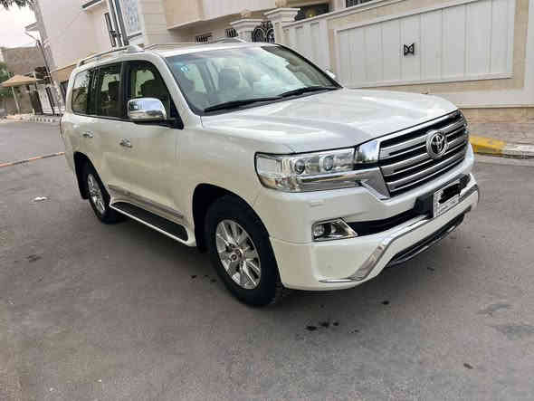 للبيع لاندكروز 2016بريم اصلي GXR. V8 4600 
رقم بغداد تحويل ثاني يوم السياره كفاله عامه عدا صبغ دعاميه خلفيه فقط والباقي مكفول لابارد ولا صبغ السياره فول مواصفات مكاني الانبار الرمادي 
سعرها 475وبيها مجال 

***********
